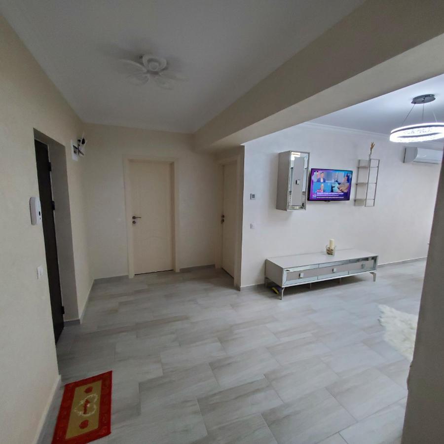באקאו Luxury Apartament Bacovia מראה חיצוני תמונה