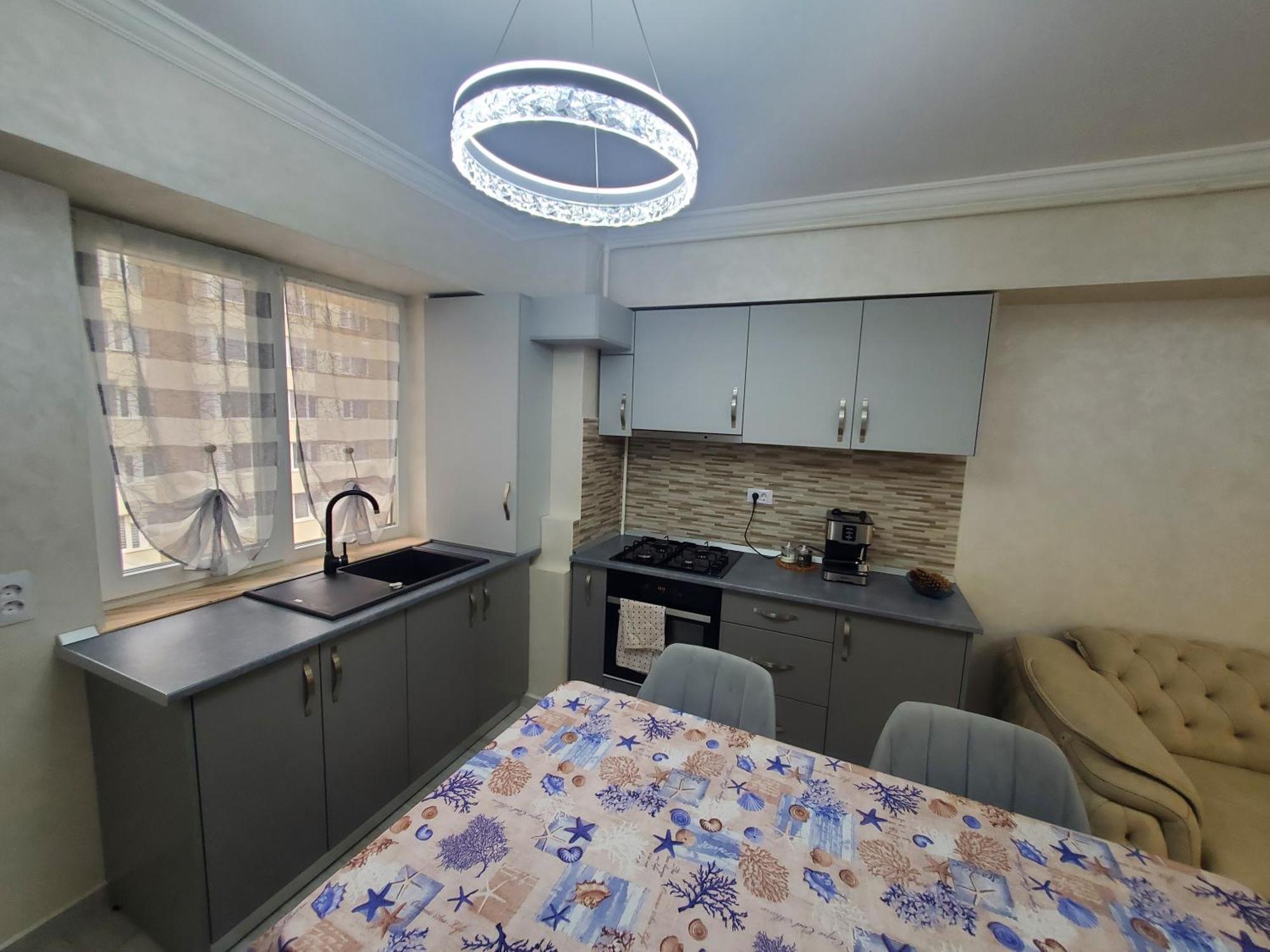 באקאו Luxury Apartament Bacovia מראה חיצוני תמונה